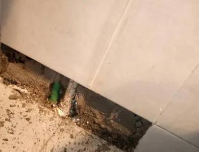 秀峰楼顶漏水维修公司分享下修复水管漏水的几种小方法